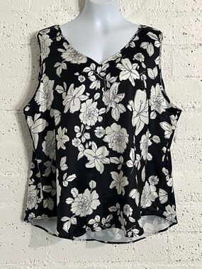 Sampeel Womens Top XXL Black White Floral Sleeveless V Neck T8